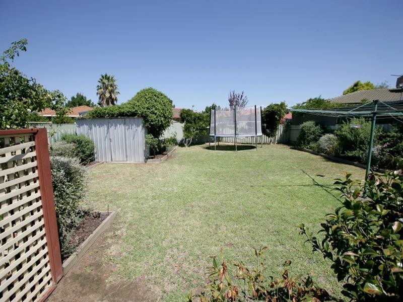 30 Girraween Mews, Glenfield Park NSW 2650