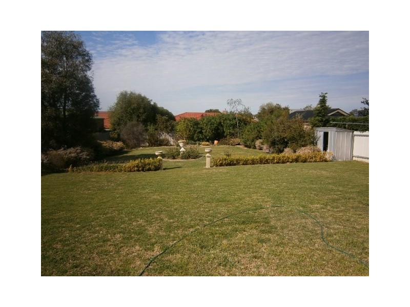 53 Kimberley Drive, Wagga Wagga NSW 2650