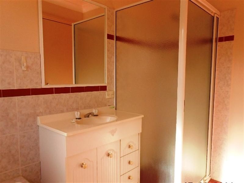 1/2 Kenneally Street, Wagga Wagga NSW 2650