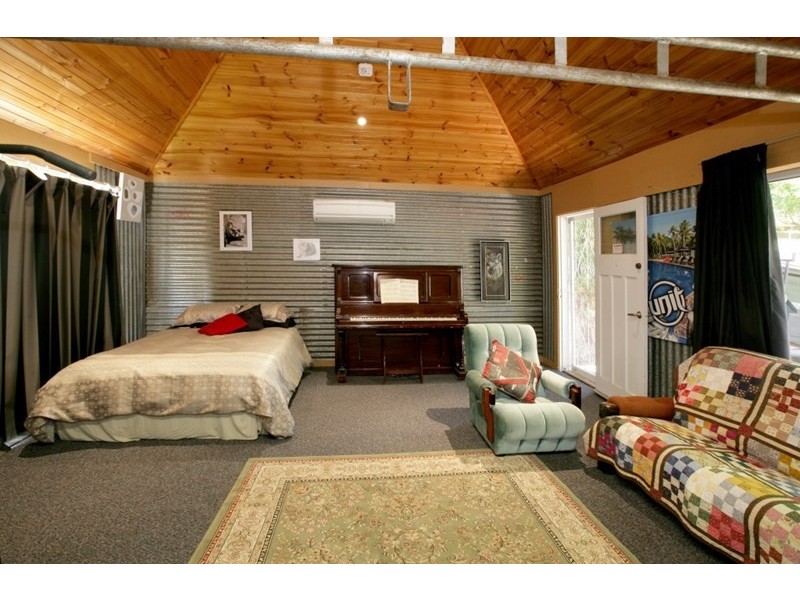 25 Wooden Street, Turvey Park NSW 2650