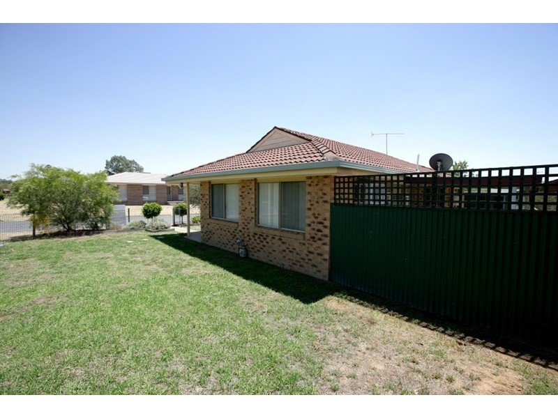 14 Lockett Place, Wagga Wagga NSW 2650
