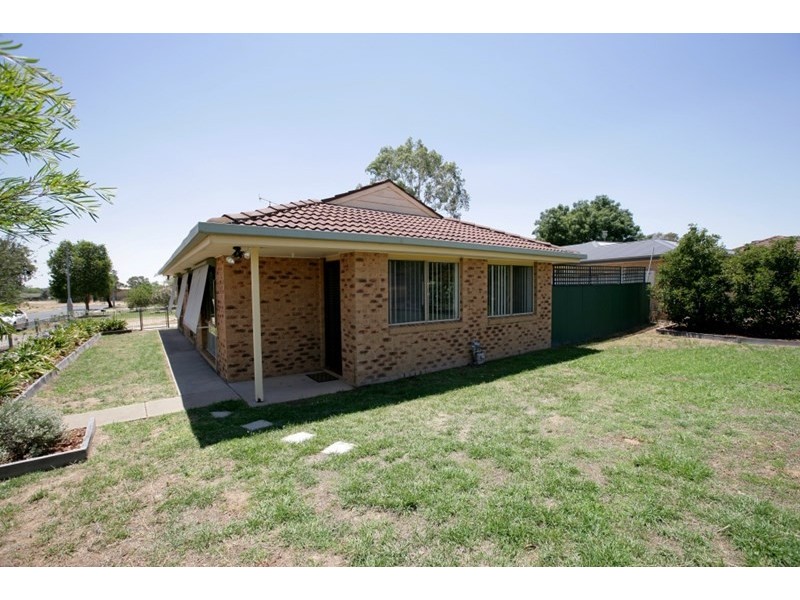 14 Lockett Place, Wagga Wagga NSW 2650