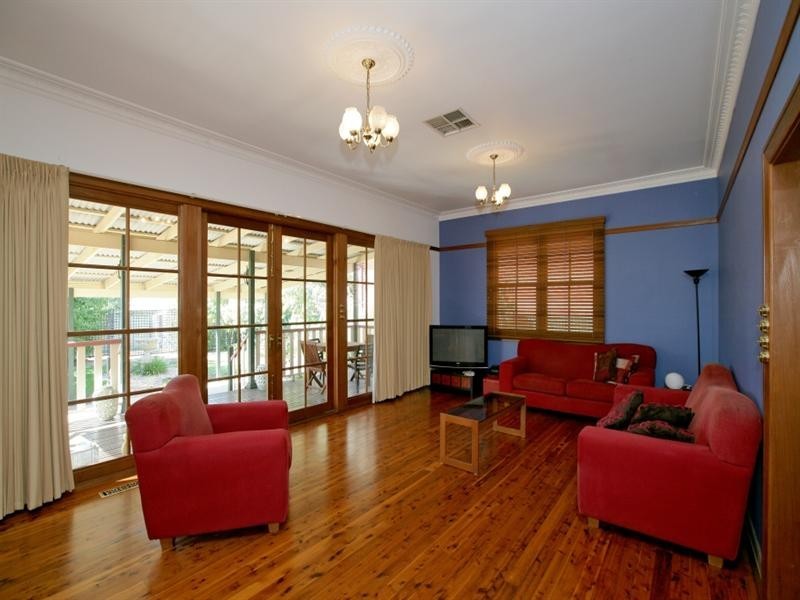 53 Brookong Avenue, Wagga Wagga NSW 2650