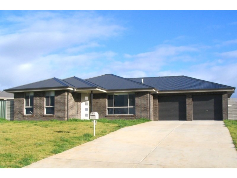 3 Beech Street, Wagga Wagga NSW 2650