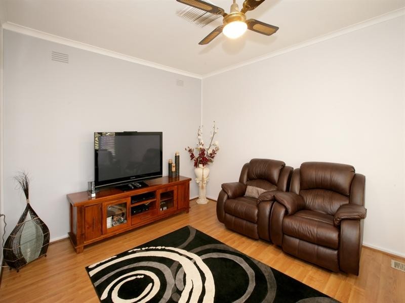 34 Tobruk Street, Ashmont NSW 2650