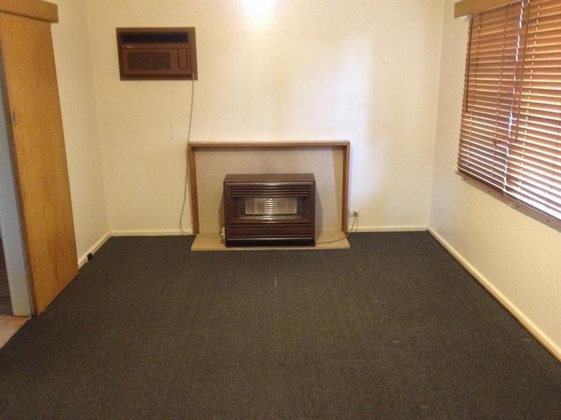 15 Marama Parade, Mount Austin NSW 2650