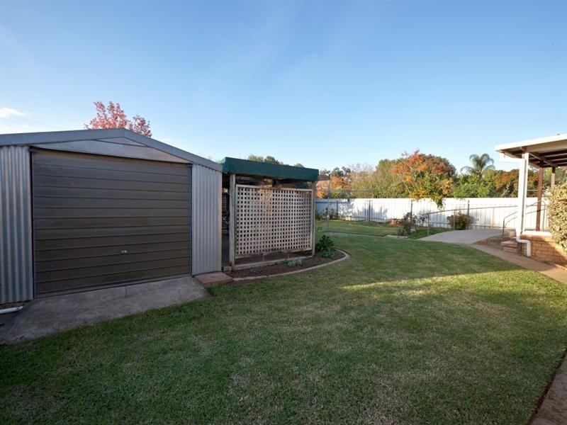 13 Bavaria Street, Tolland NSW 2650
