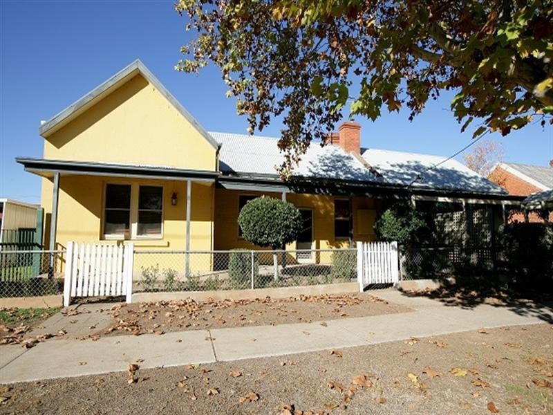 2/39 Fox Street, Wagga Wagga NSW 2650