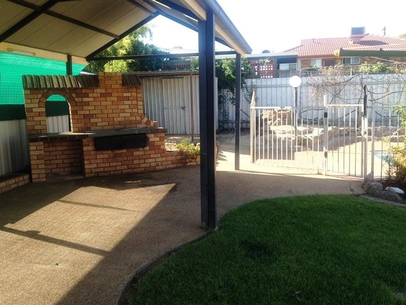 15 Fairbairn Crescent, Wagga Wagga NSW 2650