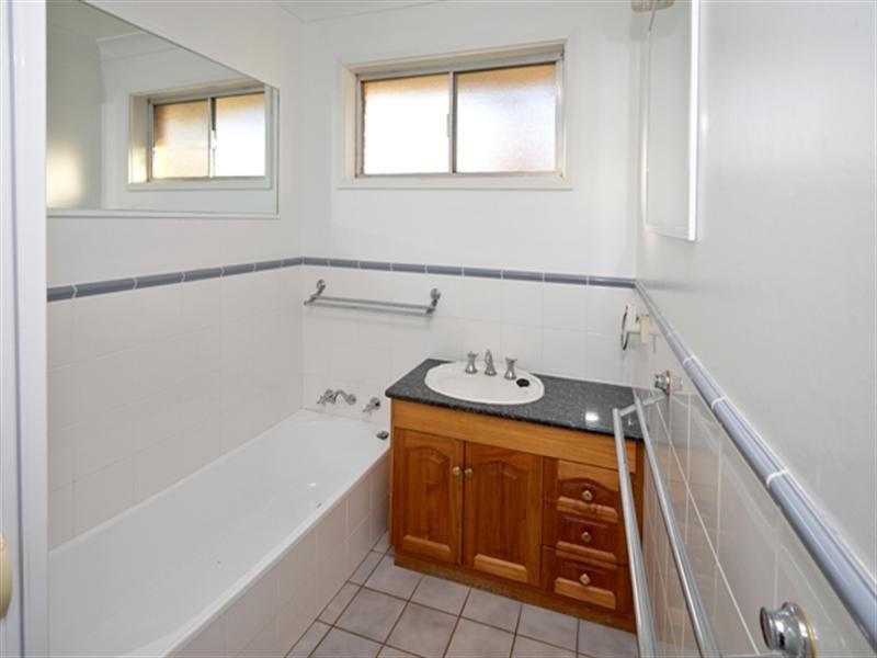 13 Bavaria Street, Wagga Wagga NSW 2650