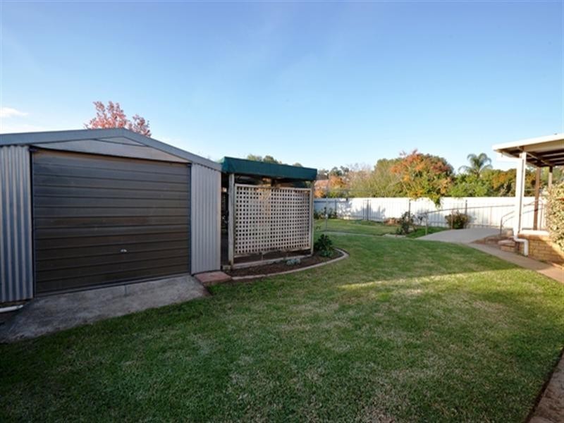 13 Bavaria Street, Wagga Wagga NSW 2650