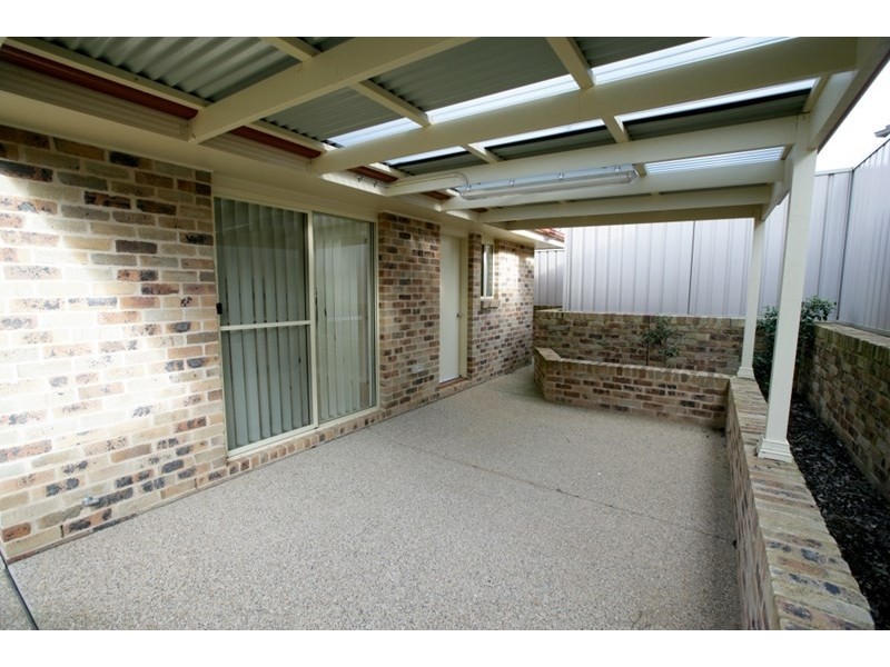 2/81 Atherton Crescent, Tatton NSW 2650