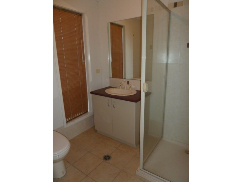 12 Walla Place, Wagga Wagga NSW 2650