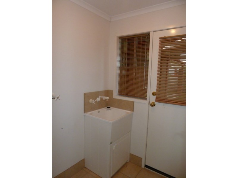 12 Walla Place, Wagga Wagga NSW 2650