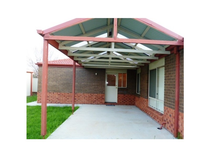 12 Walla Place, Wagga Wagga NSW 2650