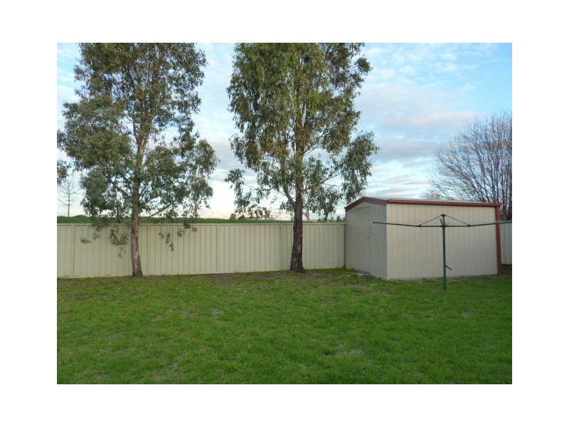 12 Walla Place, Wagga Wagga NSW 2650