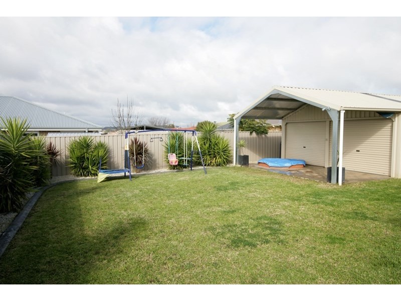 104 Mima Street, Glenfield Park NSW 2650