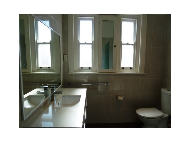 8 Little Best Street, Wagga Wagga NSW 2650