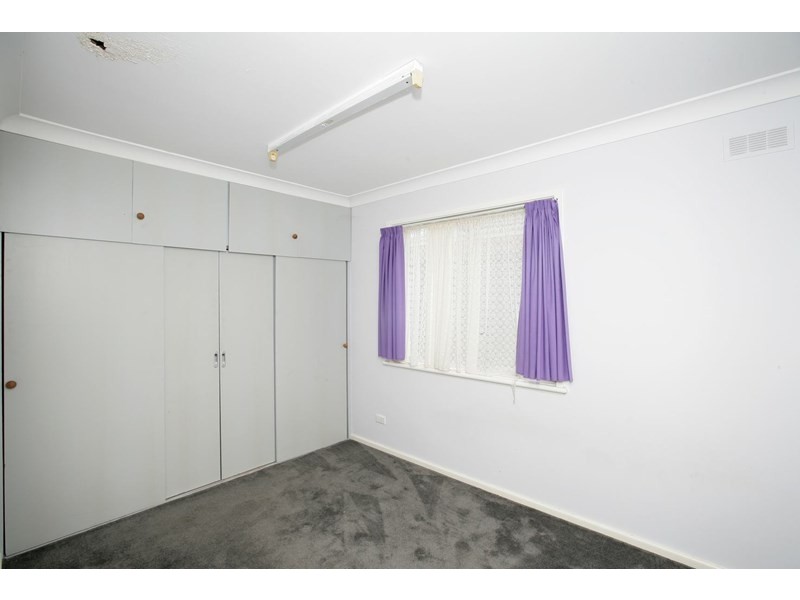 44 Raye Street, Tolland NSW 2650