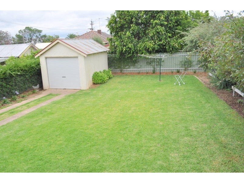 3 Edmondson Street, Wagga Wagga NSW 2650
