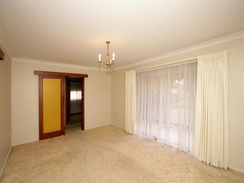 81 Raye Street, Tolland NSW 2650