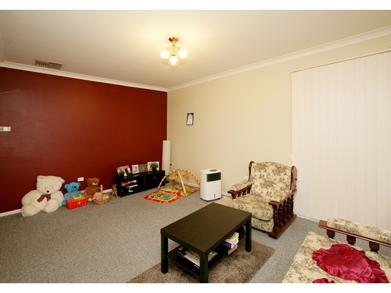 3 Cutler Avenue, Kooringal NSW 2650