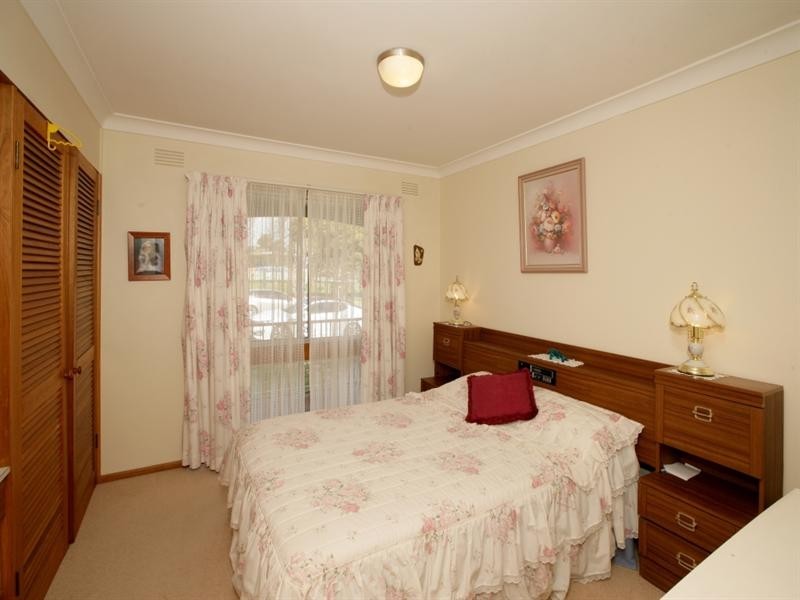 6 Moran Street, Tolland NSW 2650