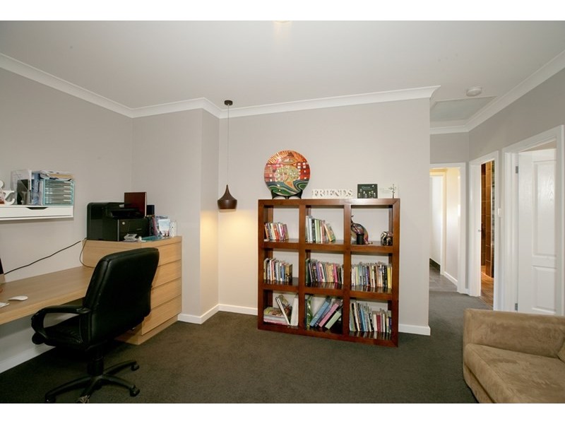 162 Brooklyn Drive, Bourkelands NSW 2650