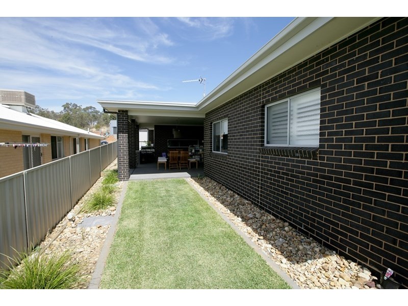 162 Brooklyn Drive, Bourkelands NSW 2650