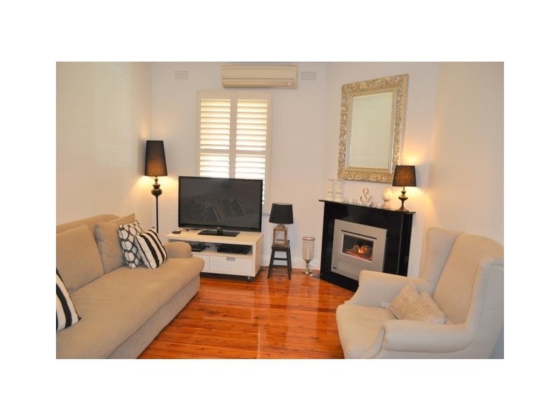 131 Gurwood Street, Wagga Wagga NSW 2650