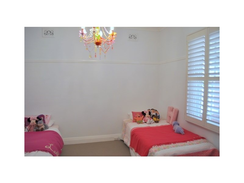131 Gurwood Street, Wagga Wagga NSW 2650
