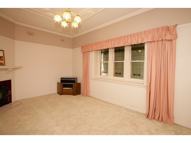 1 Edmondson Street, Wagga Wagga NSW 2650