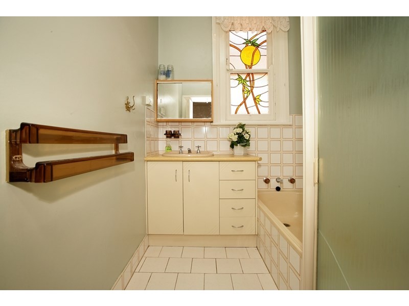 1 Edmondson Street, Wagga Wagga NSW 2650