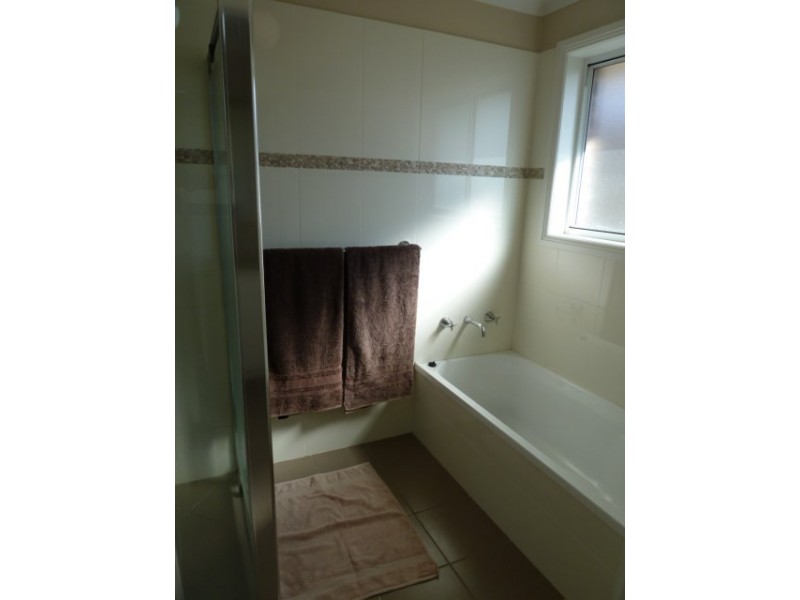 28 Mirrul Street, Wagga Wagga NSW 2650