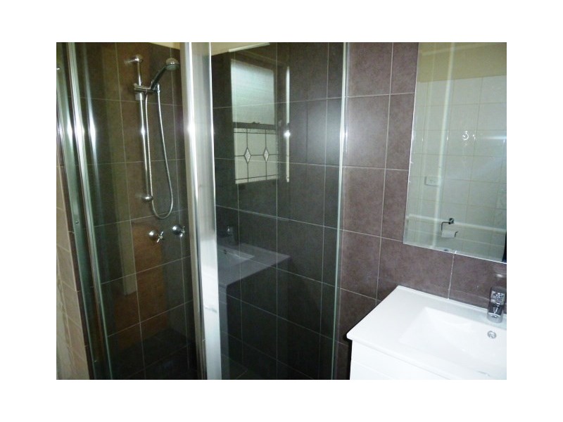 14 Chifley Crescent, Kooringal NSW 2650