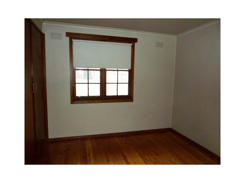 14 Chifley Crescent, Kooringal NSW 2650