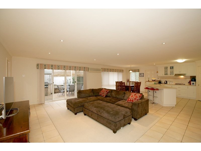 4 Headley Place, Wagga Wagga NSW 2650