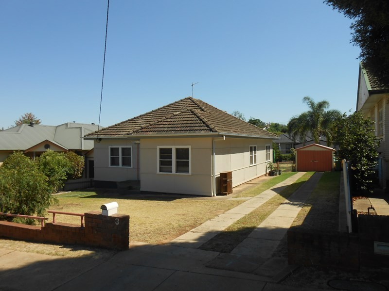 3 Heydon Avenue, Turvey Park NSW 2650