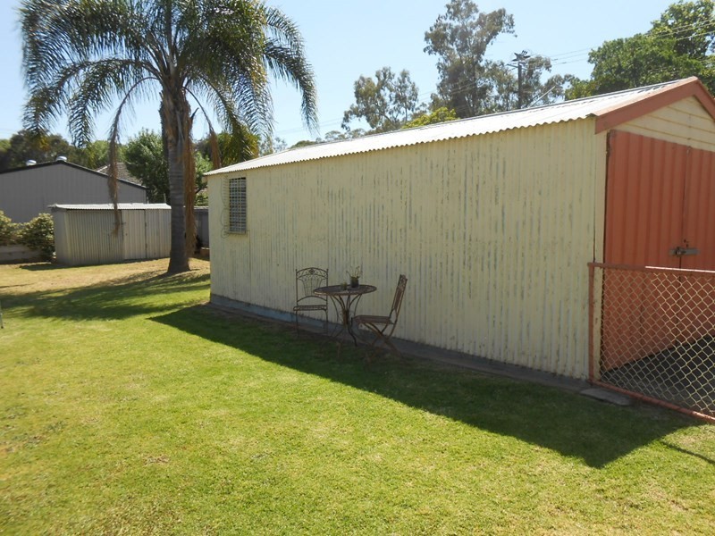 3 Heydon Avenue, Turvey Park NSW 2650