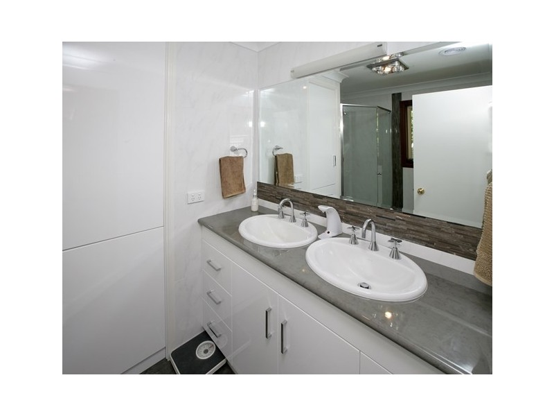 4 Shiralee Place, Estella NSW 2650