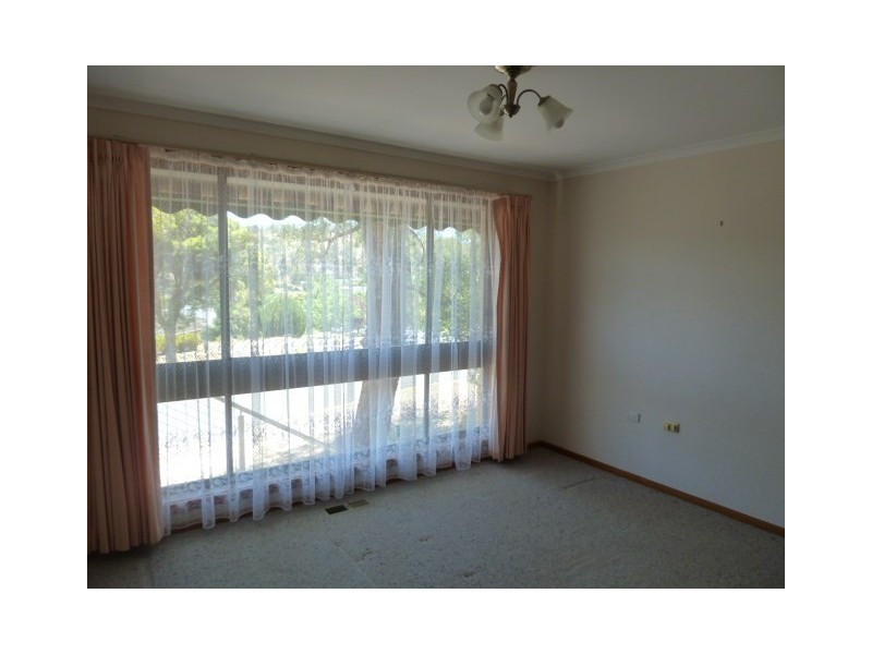 17 Malumba Crescent, Kooringal NSW 2650
