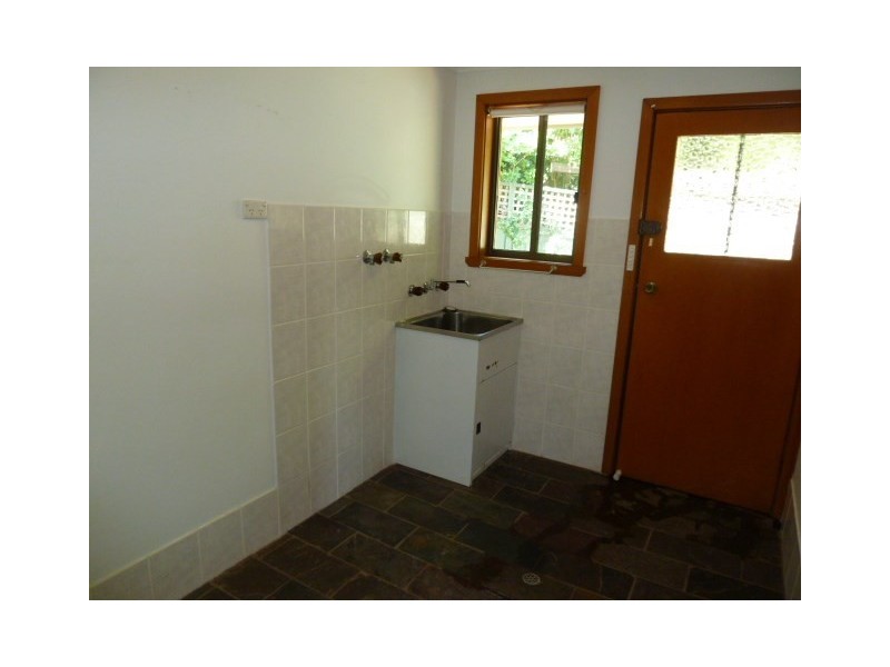 17 Malumba Crescent, Kooringal NSW 2650