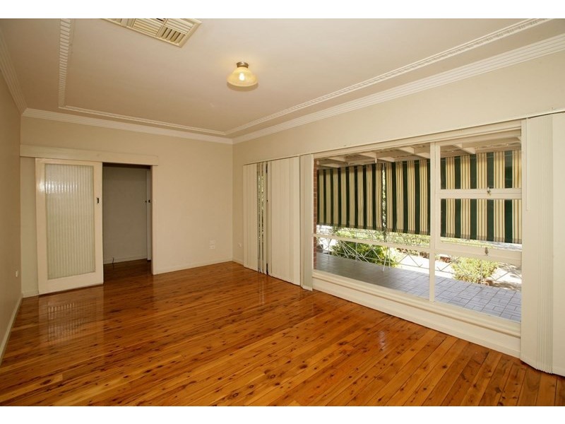 61 Mitchelmore Street, Wagga Wagga NSW 2650