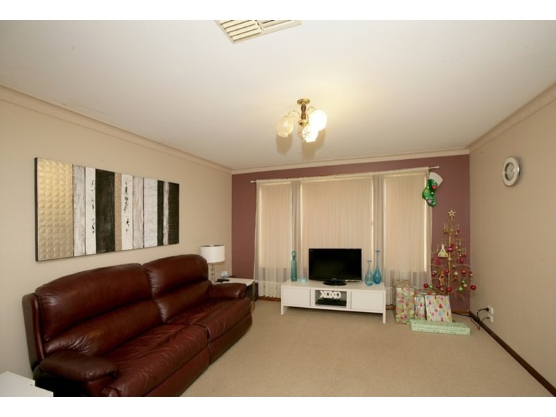2/1 Brooklyn Drive, Wagga Wagga NSW 2650