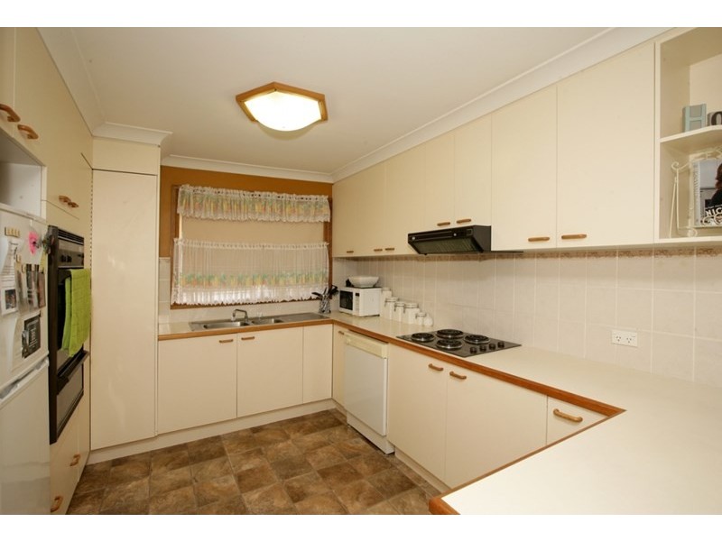 2/1 Brooklyn Drive, Wagga Wagga NSW 2650
