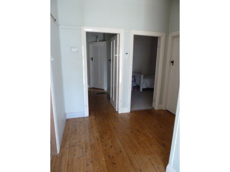 21 Heydon Avenue, Turvey Park NSW 2650