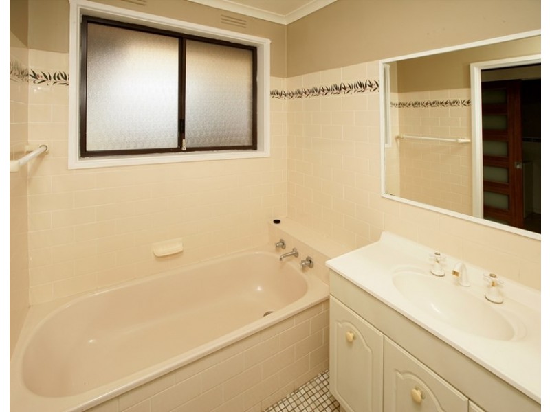 41 Red Hill Road, Kooringal NSW 2650