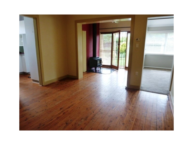 69 Mitchelmore Street, Wagga Wagga NSW 2650