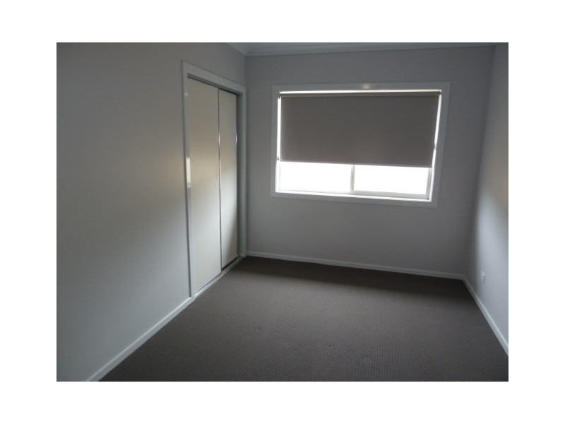 6 Colombo Avenue, Estella NSW 2650