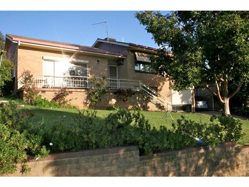33 Marama Parade, Wagga Wagga NSW 2650